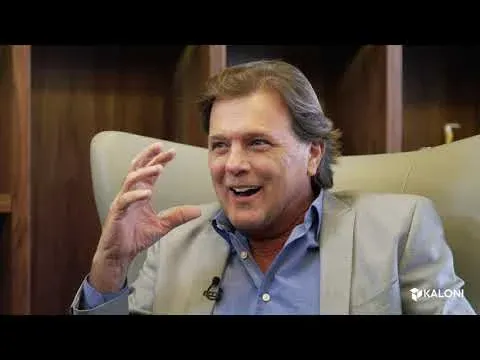 René Strickler en una entrevista publicada por Kaloni.
